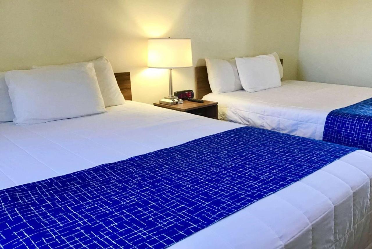 Travelodge By Wyndham Three Forks Zewnętrze zdjęcie